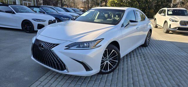 2023 LEXUS ES
