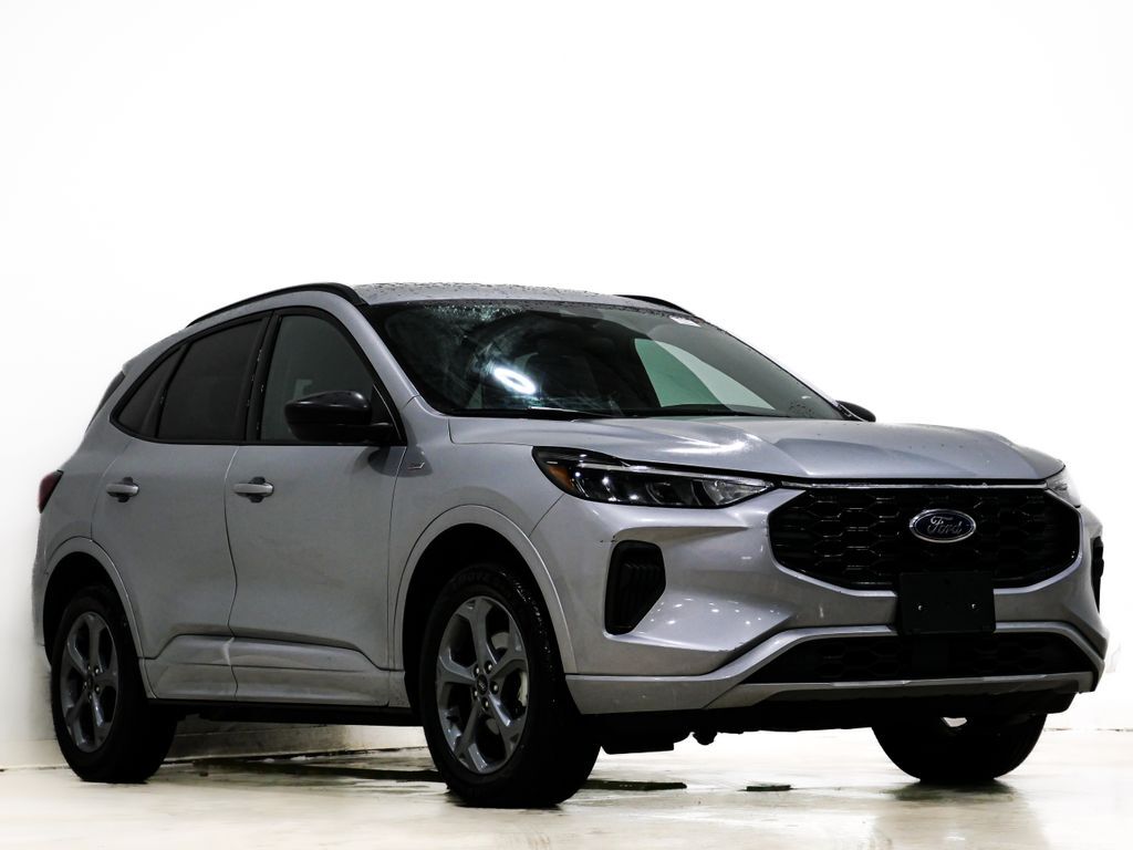 2024 FORD Escape