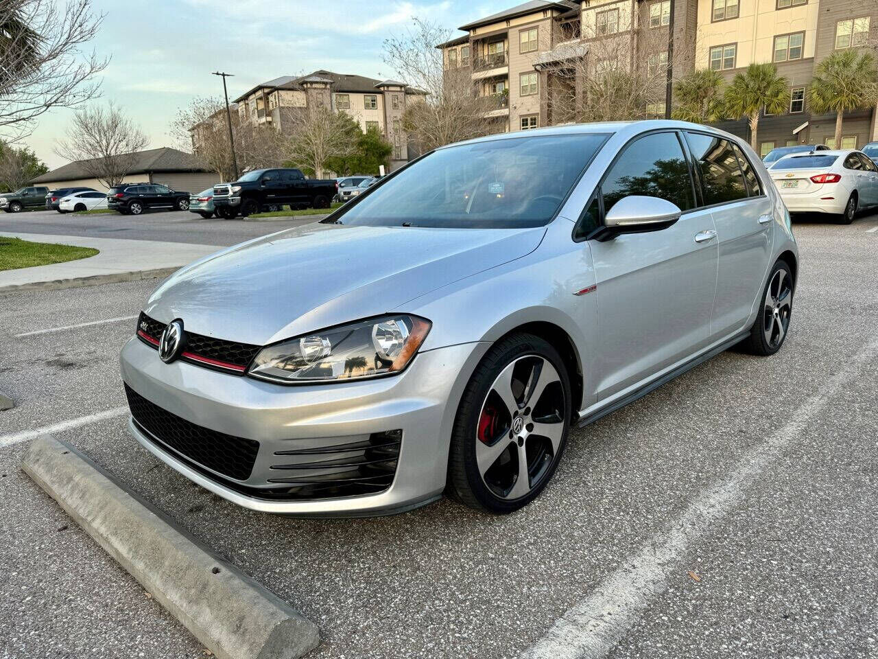 2015 VOLKSWAGEN GTI