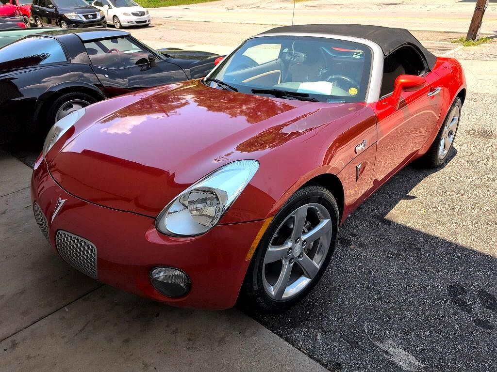 2008 PONTIAC Solstice