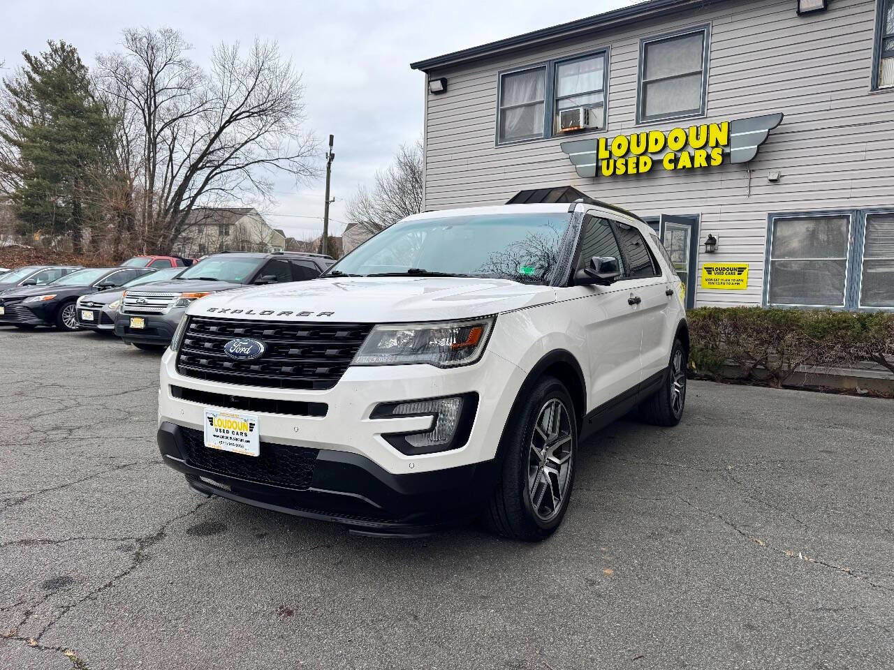 2017 FORD Explorer