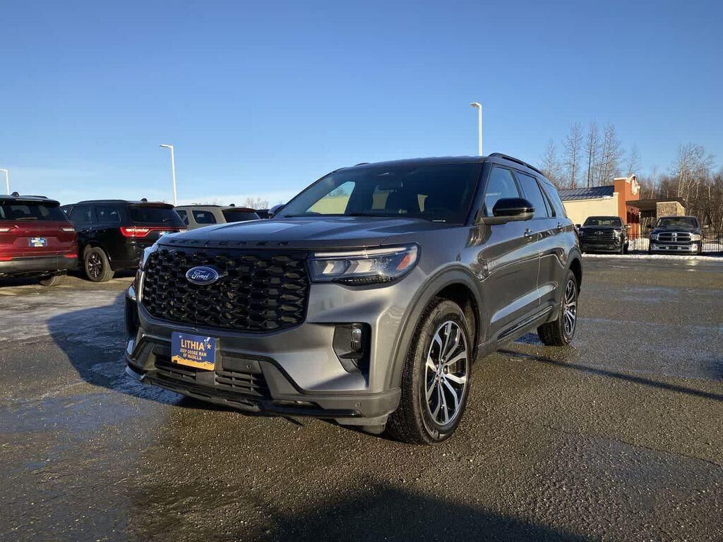 2025 FORD Explorer