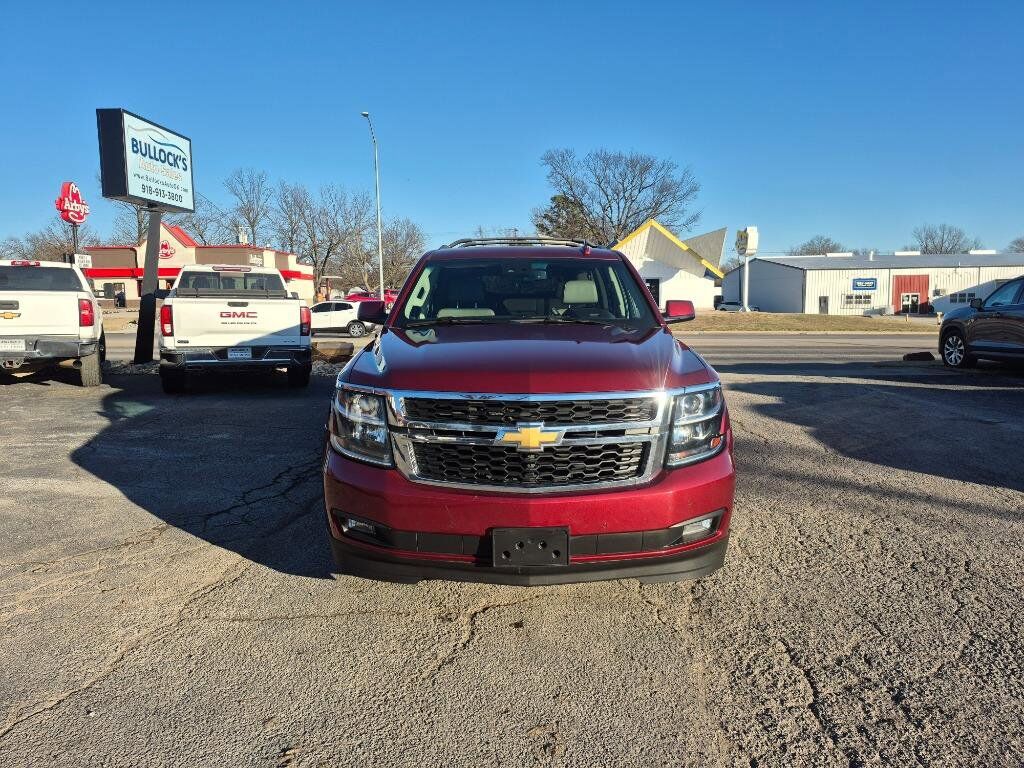 2017 CHEVROLET Suburban