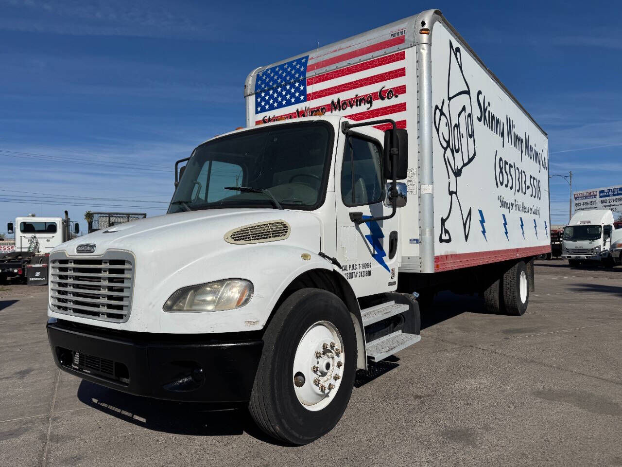 2011 FREIGHTLINER M2