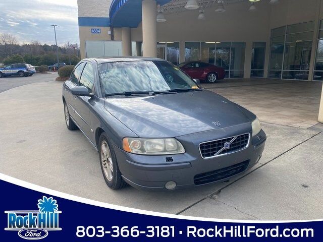 2005 VOLVO S60
