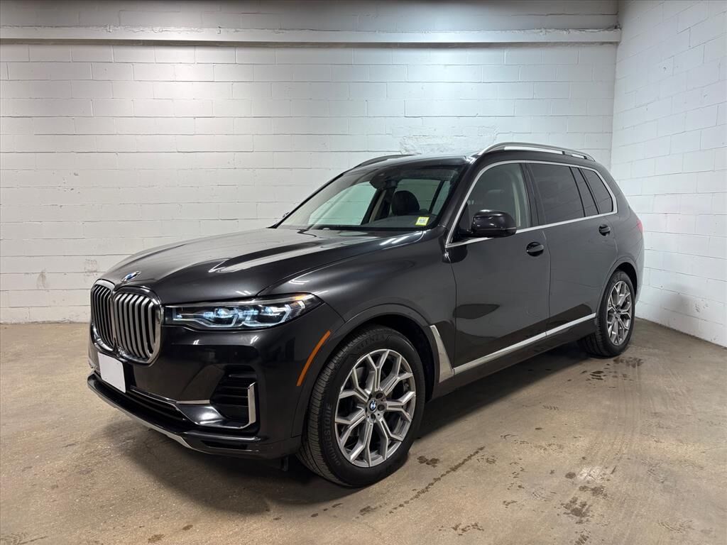 2022 BMW X7