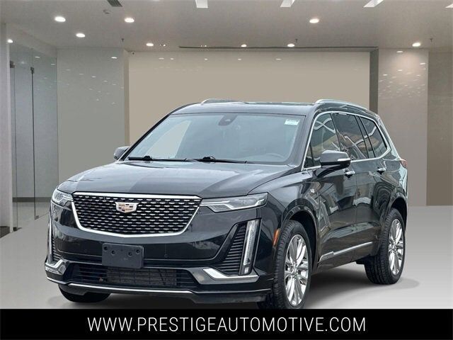 2022 CADILLAC XT6