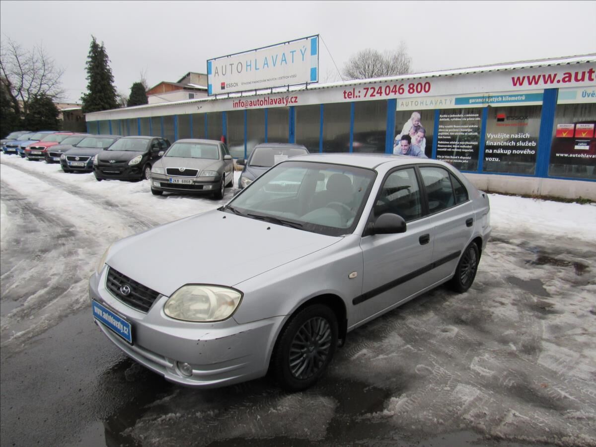 2005 HYUNDAI Accent