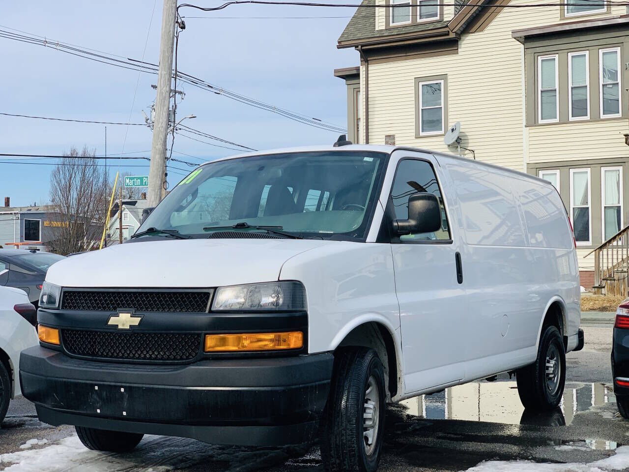 2021 CHEVROLET Express