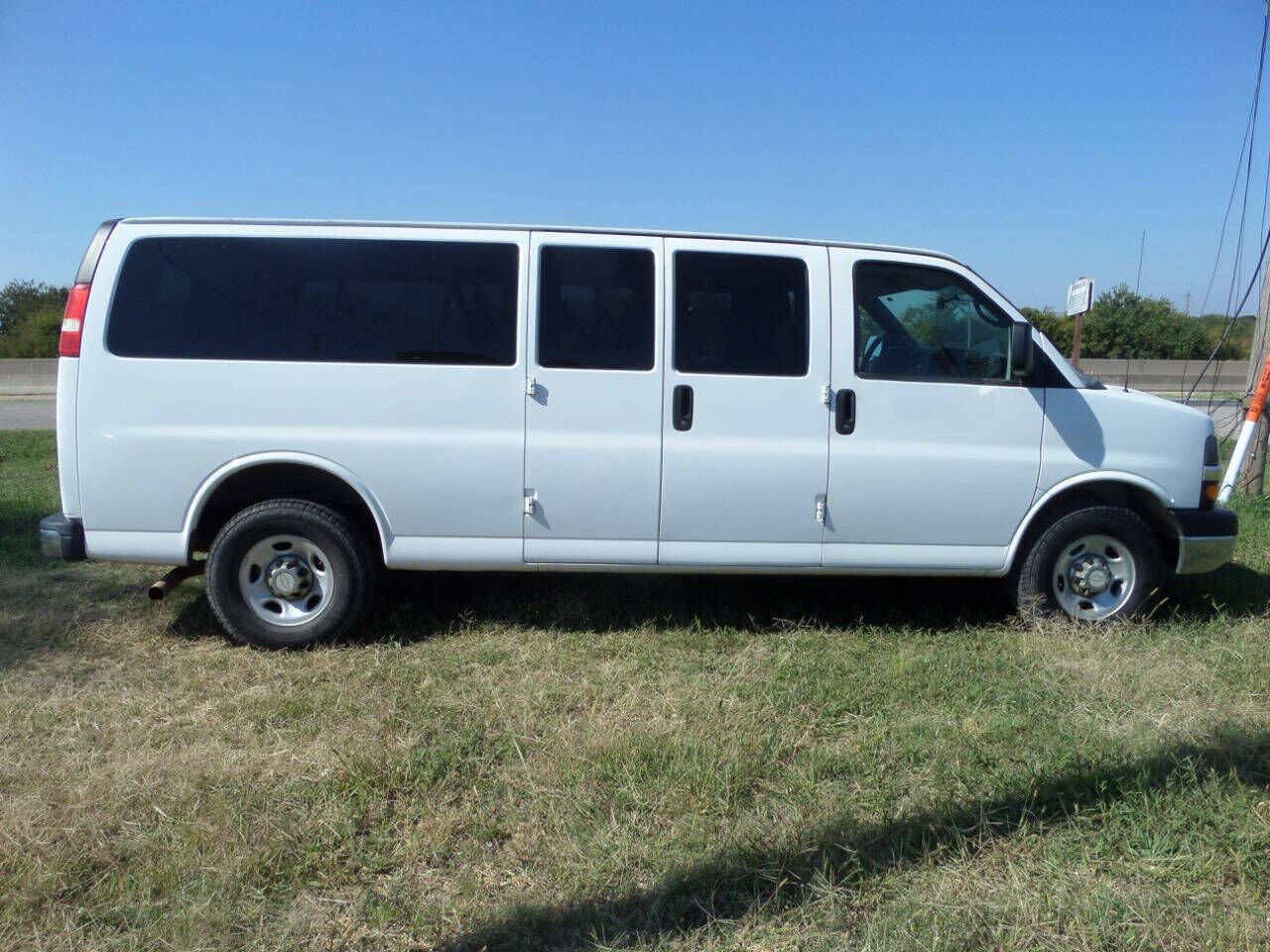 2011 CHEVROLET Express