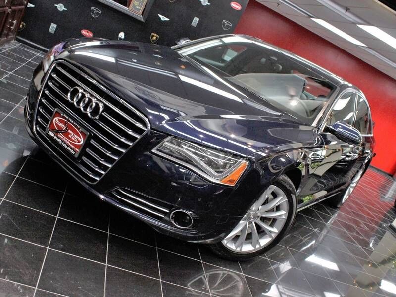 2011 AUDI A8
