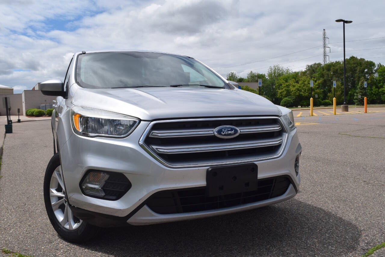 2017 FORD Escape