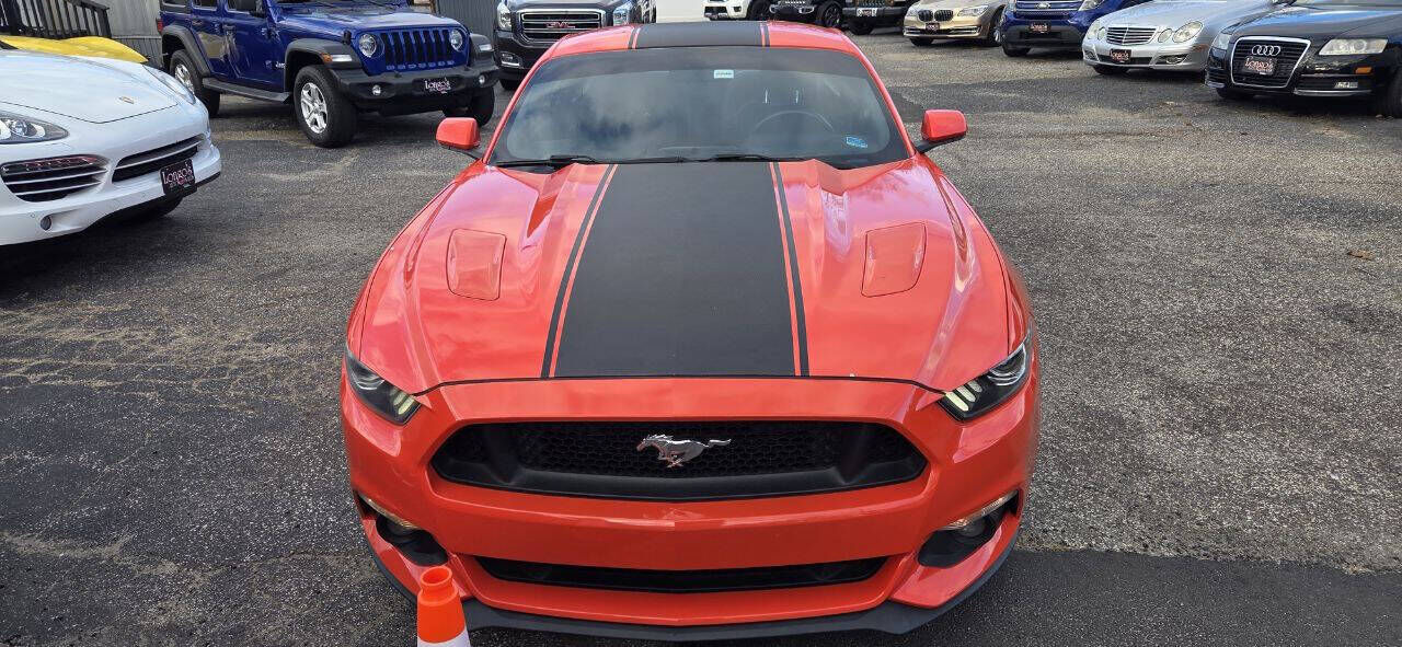 2015 FORD Mustang