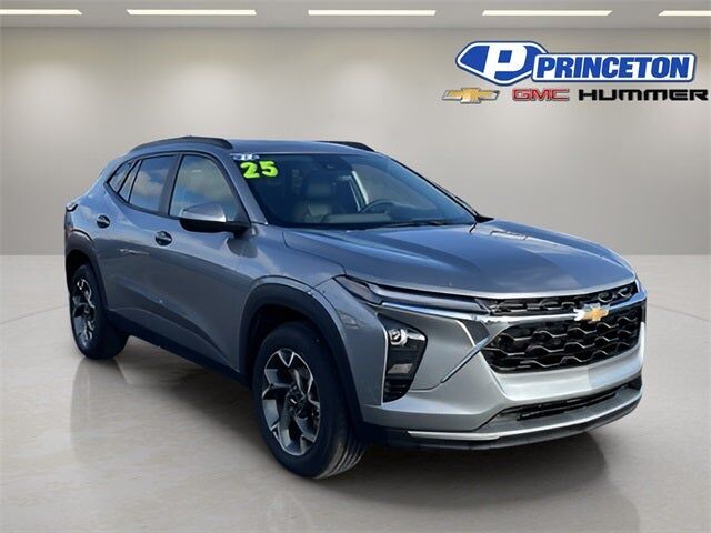 2025 CHEVROLET Trax