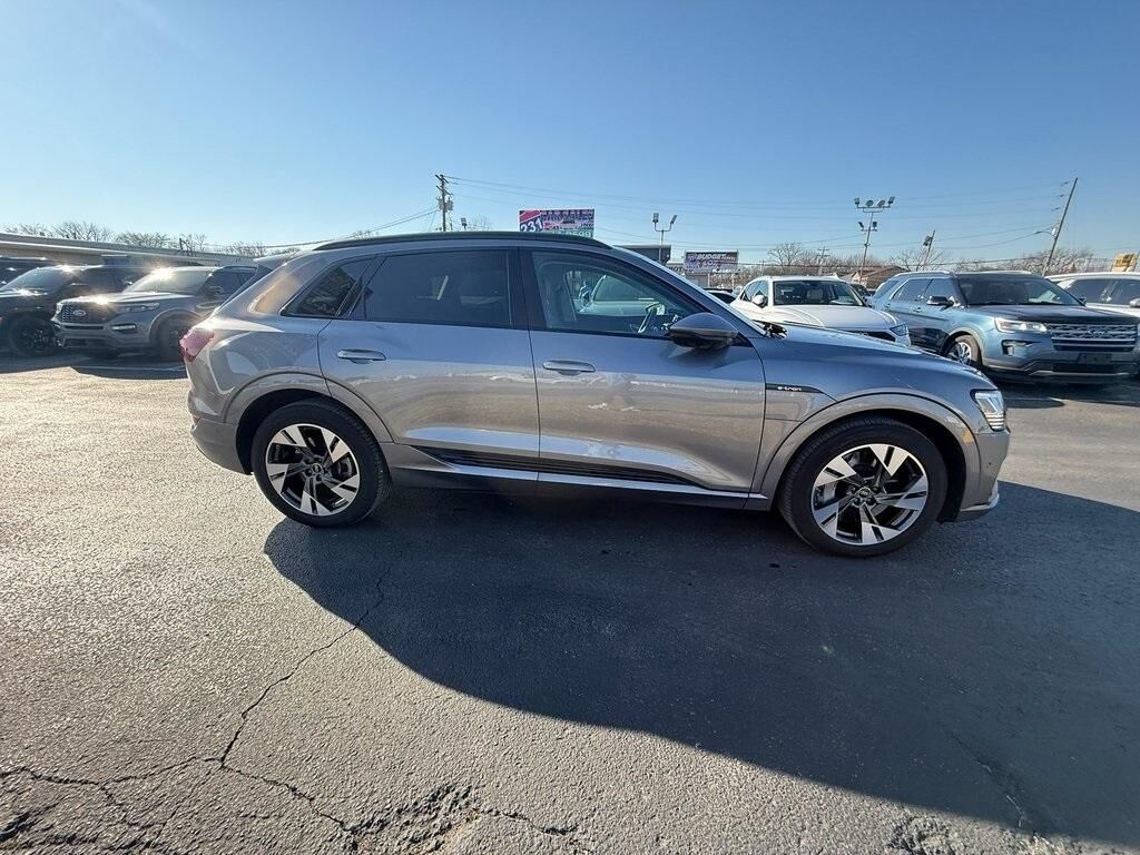 2023 Audi e-tron