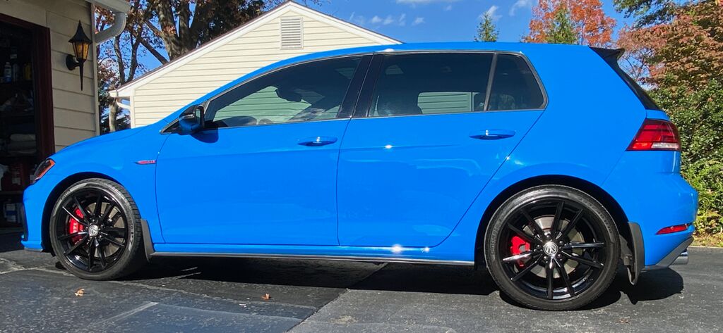 2021 VOLKSWAGEN Golf GTI