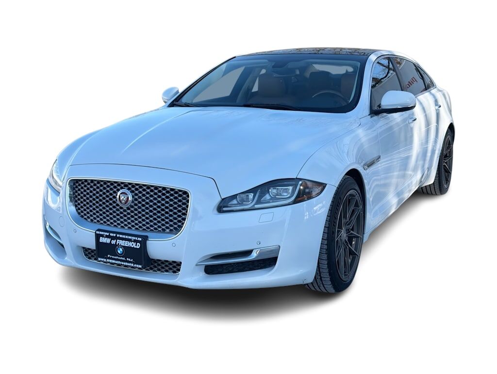 2016 JAGUAR XJ