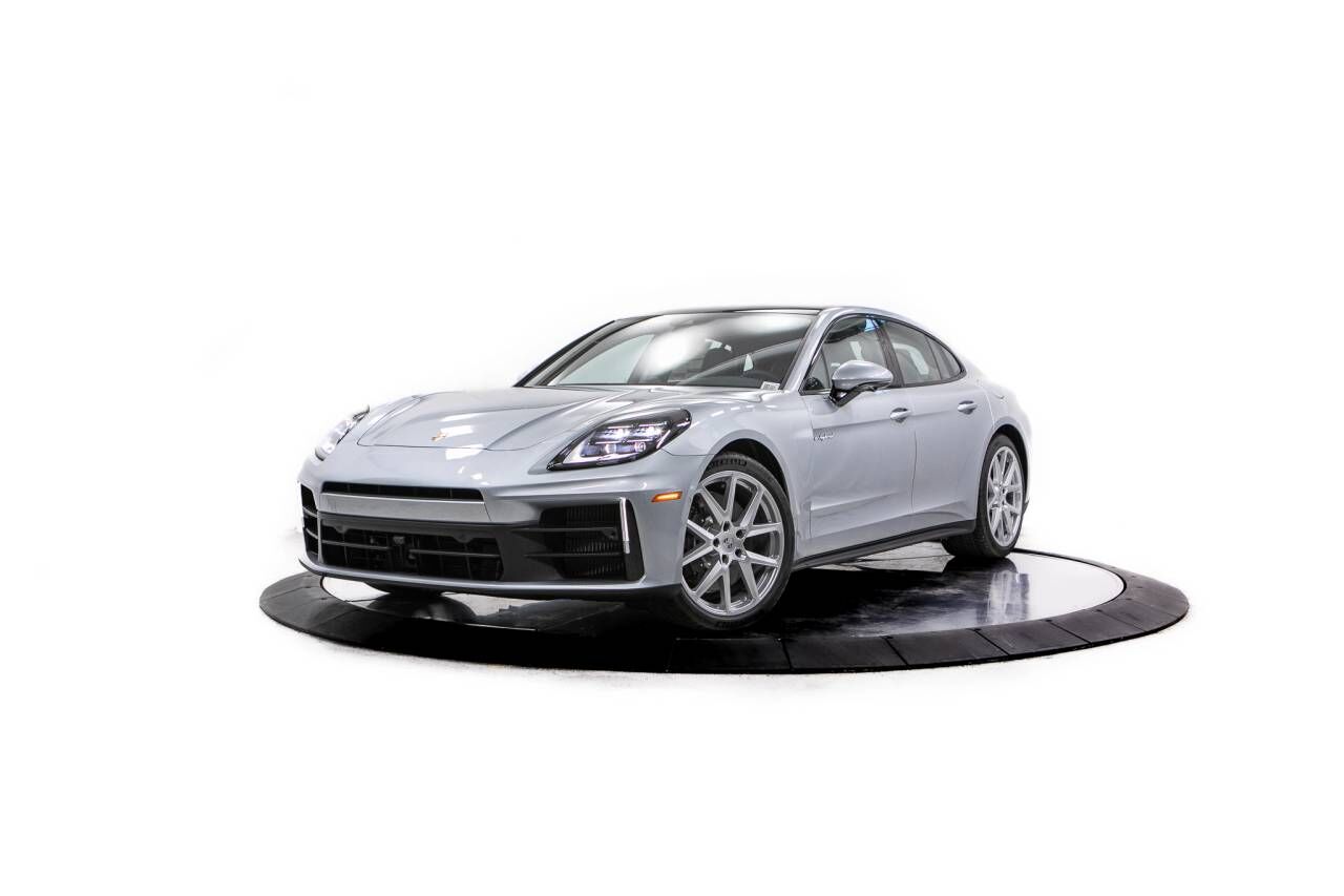 2026 PORSCHE Panamera