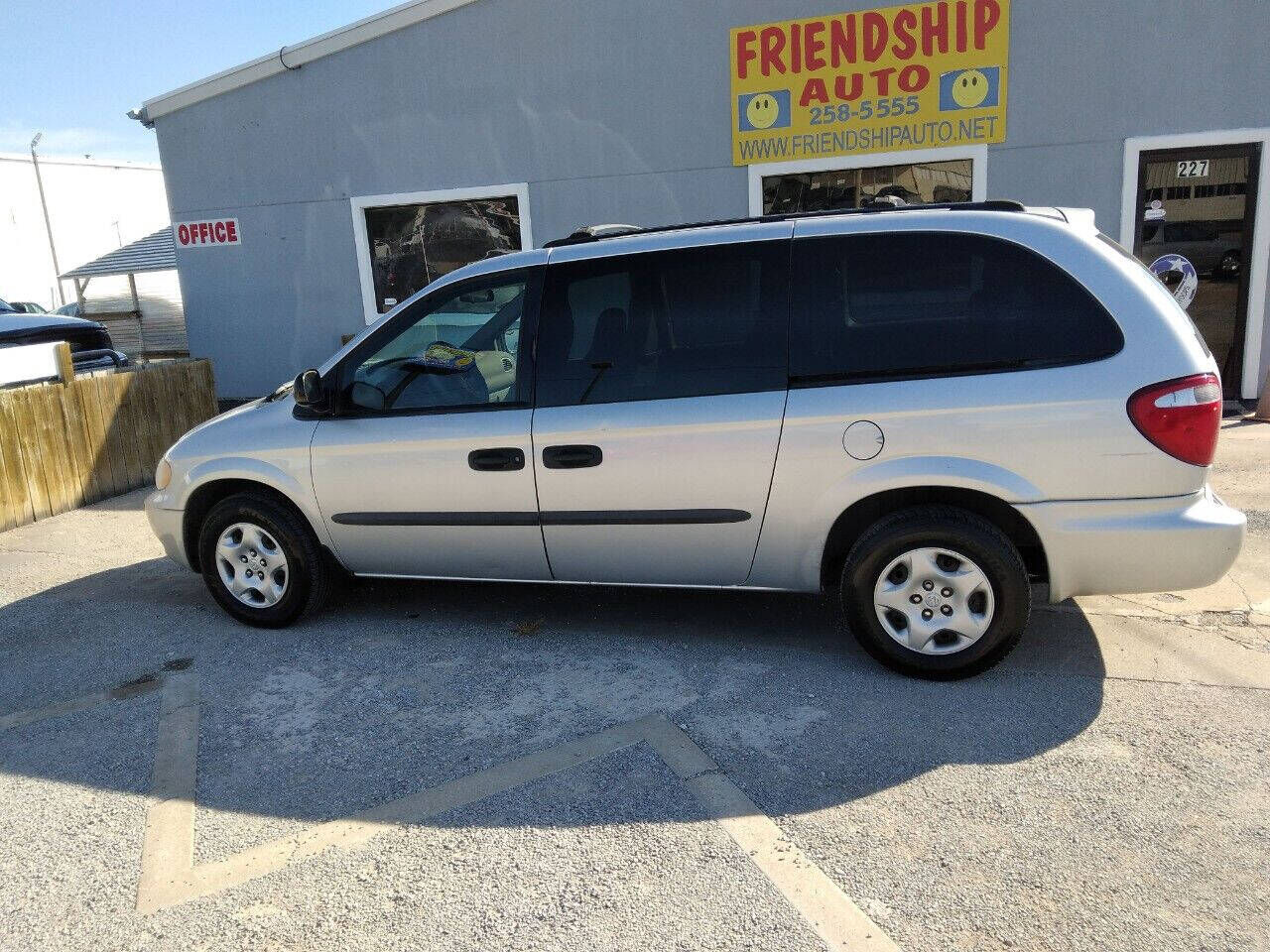 2003 DODGE Caravan