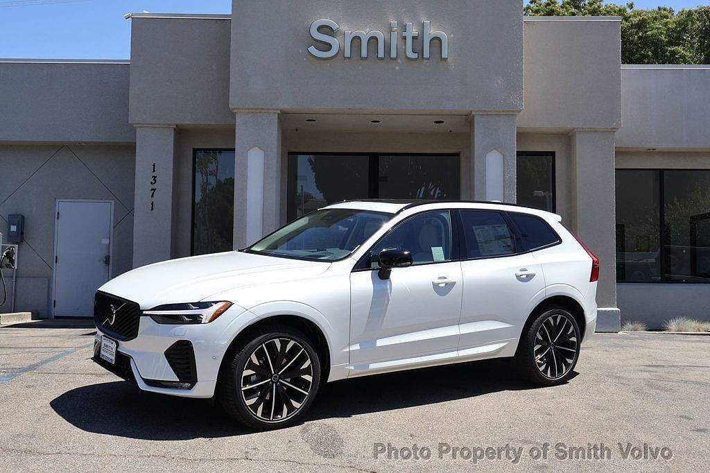 2026 VOLVO XC60