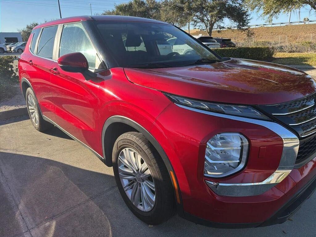 2022 MITSUBISHI Outlander