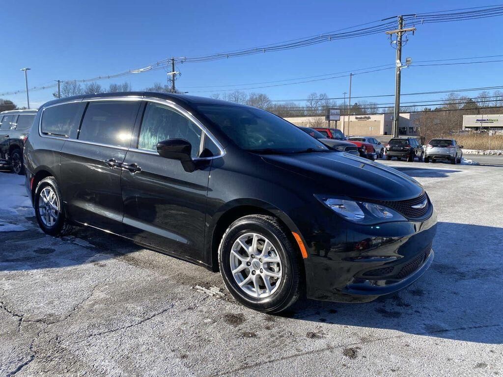 2022 CHRYSLER Pacifica