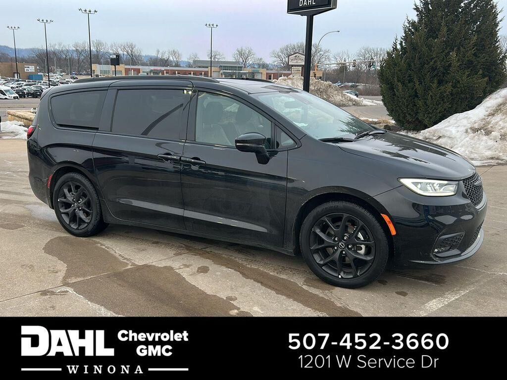 2025 CHRYSLER Pacifica