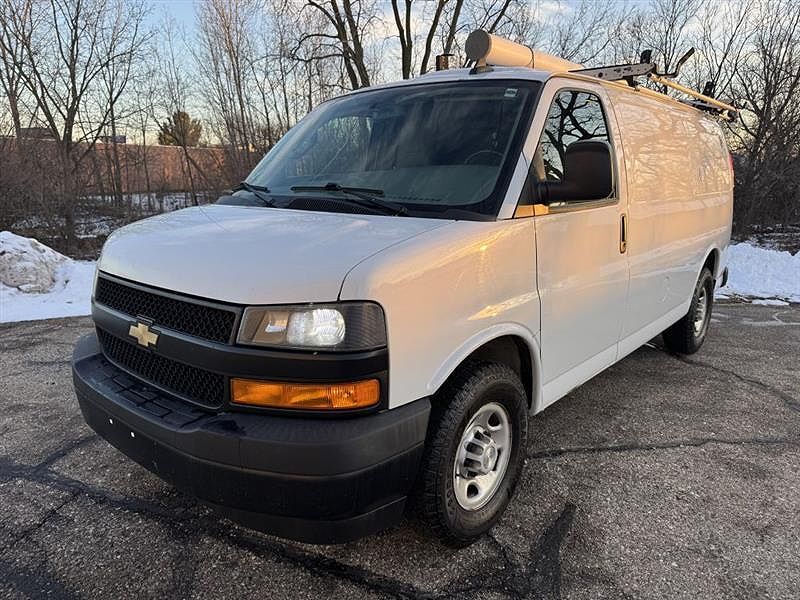 2019 CHEVROLET Express