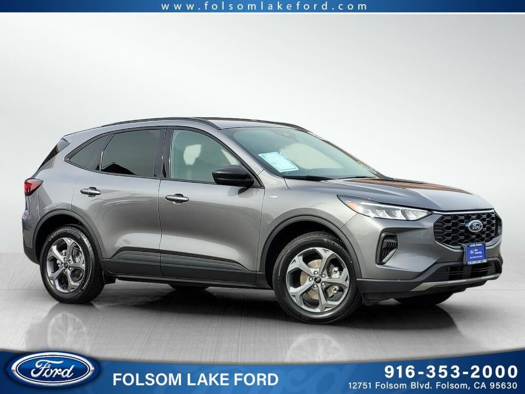 2025 FORD Escape