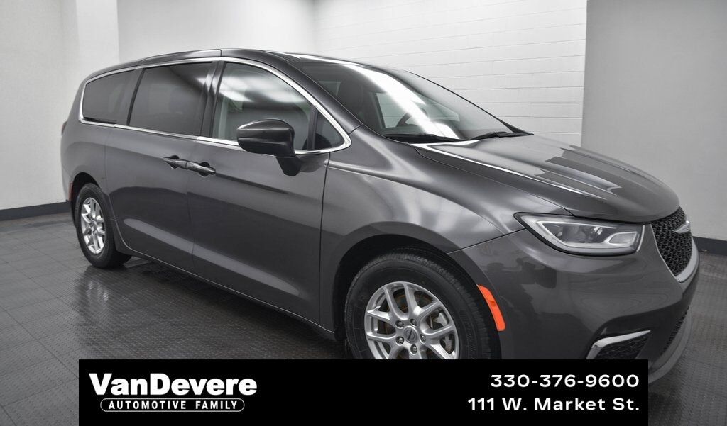 2023 CHRYSLER Pacifica