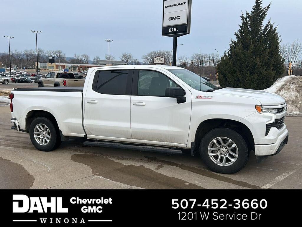 2023 CHEVROLET Silverado