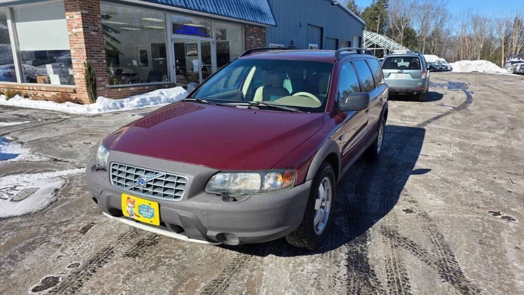 2004 VOLVO XC70