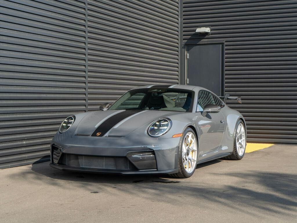 2026 PORSCHE 911