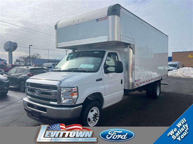 2026 FORD E-450
