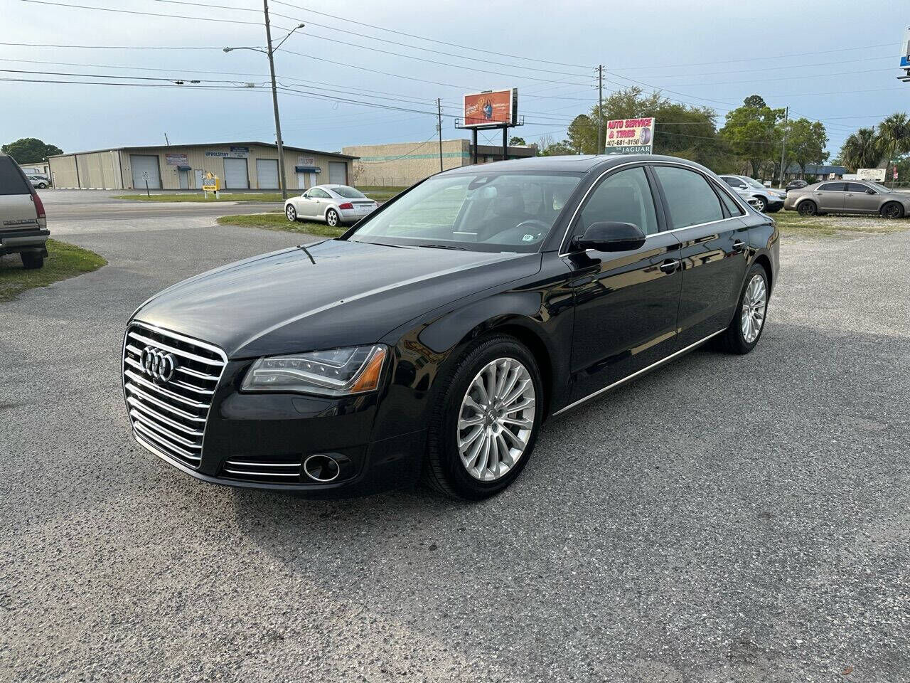 2013 AUDI A8
