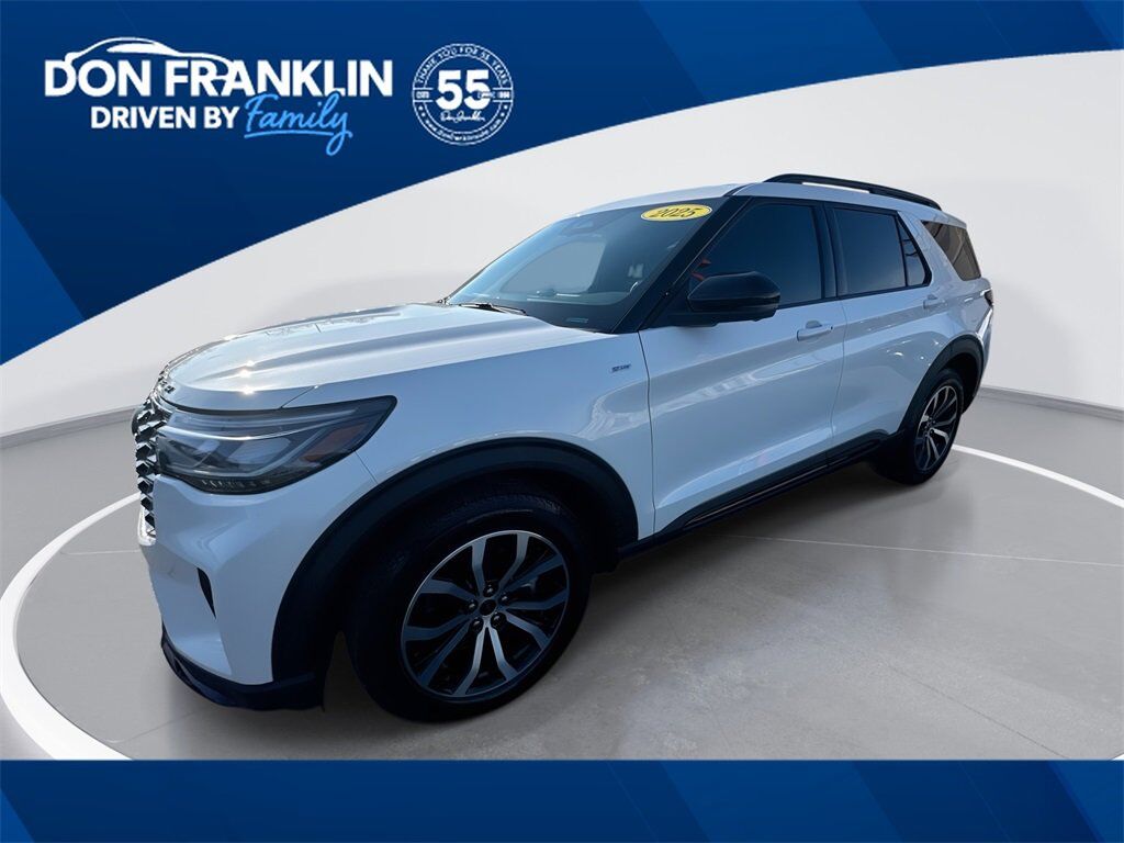 2025 FORD Explorer