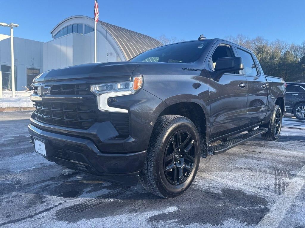 2024 CHEVROLET Silverado