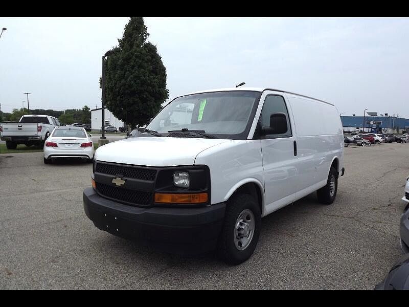 2017 CHEVROLET Express