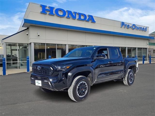 2024 TOYOTA Tacoma