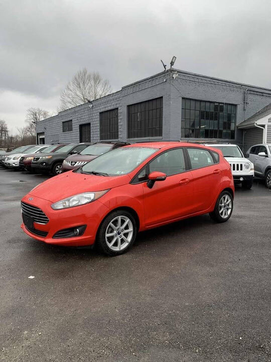 2015 FORD Fiesta