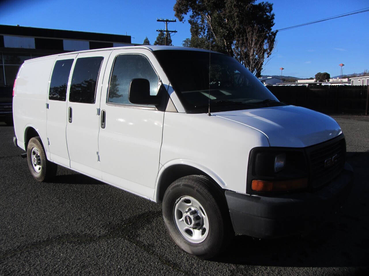 GMC Savana