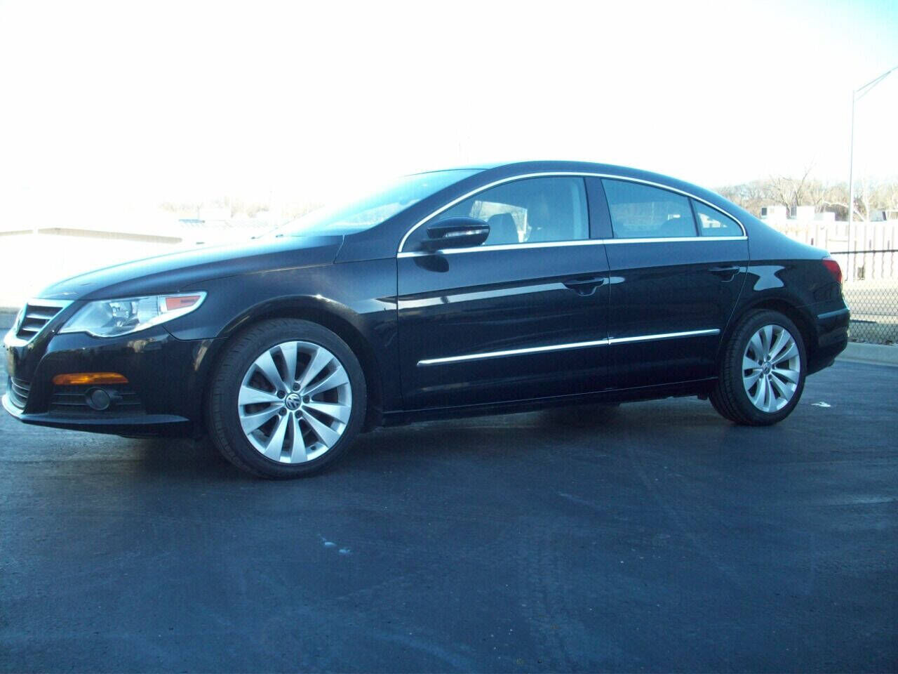 2010 VOLKSWAGEN Passat