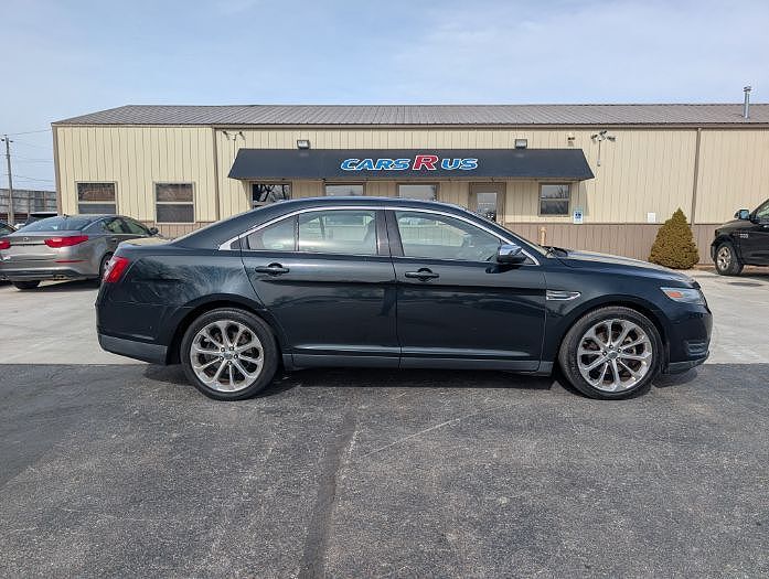 2014 FORD Taurus