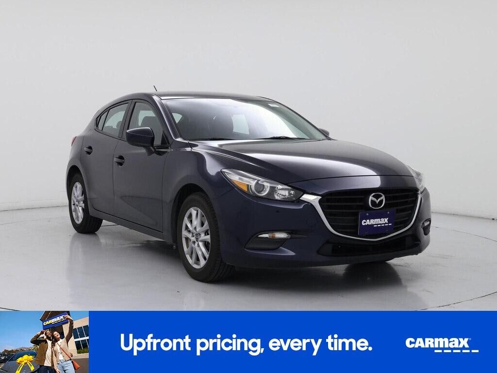 2017 MAZDA Mazda3