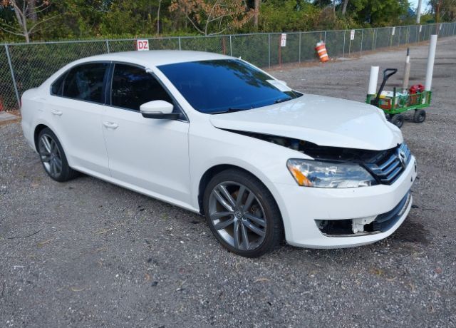 2015 VOLKSWAGEN Passat