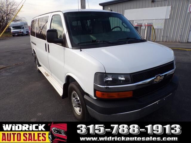 2016 CHEVROLET Express