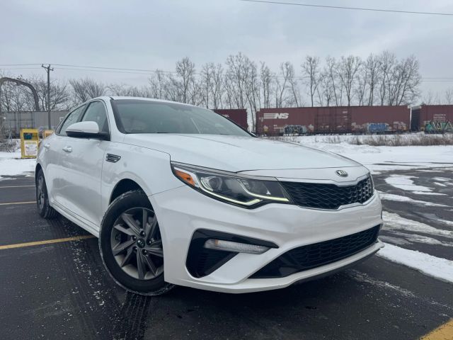 2019 KIA Optima