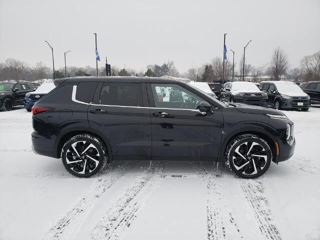 2022 MITSUBISHI Outlander