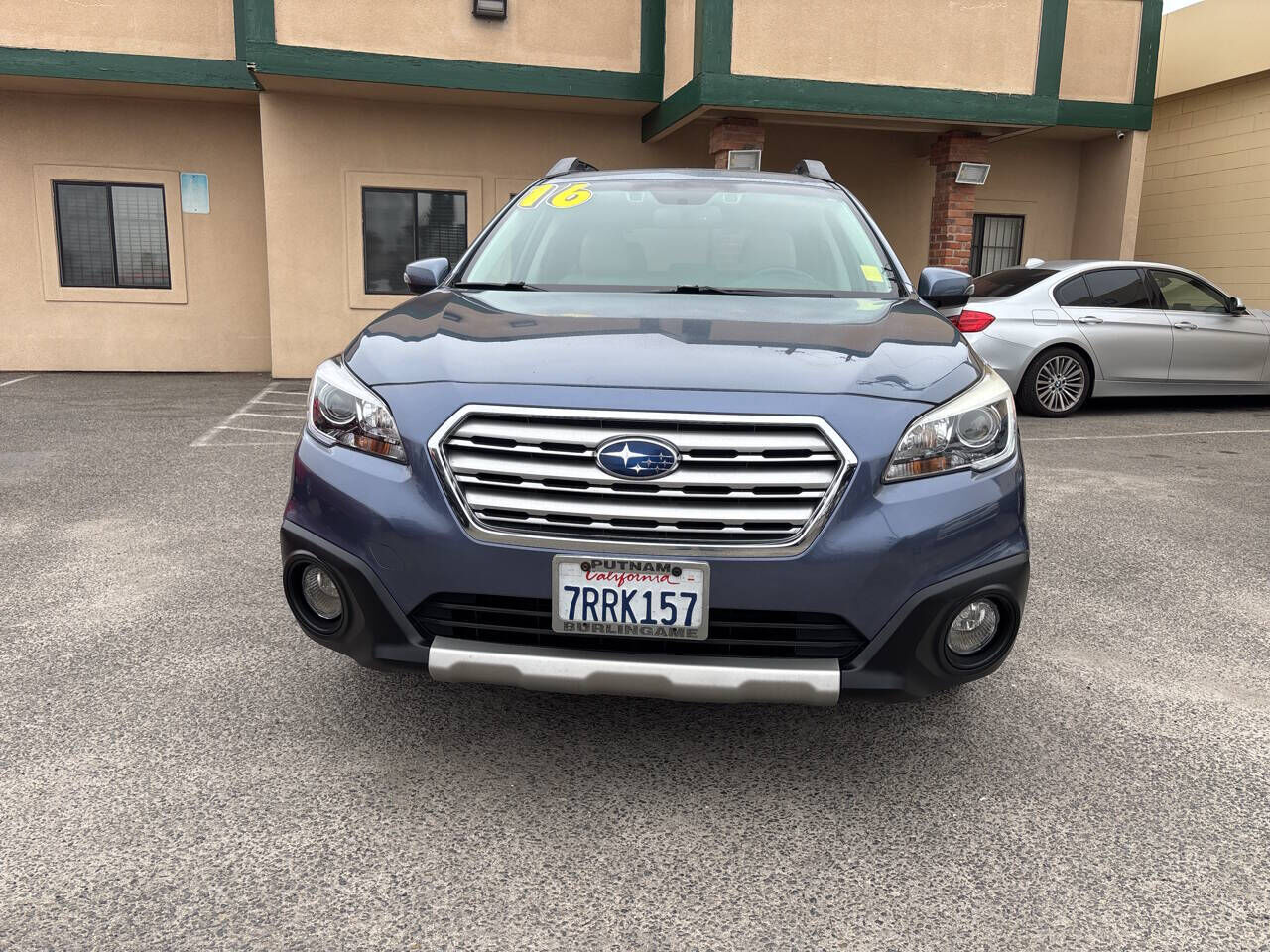 2016 SUBARU Outback