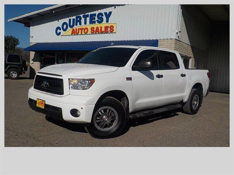 2012 TOYOTA Tundra